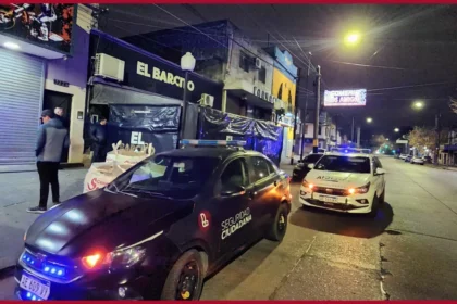 bar policía