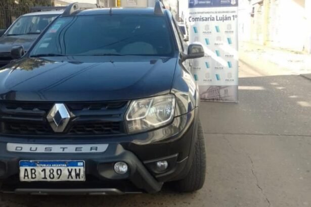 robaron auto lomas luján