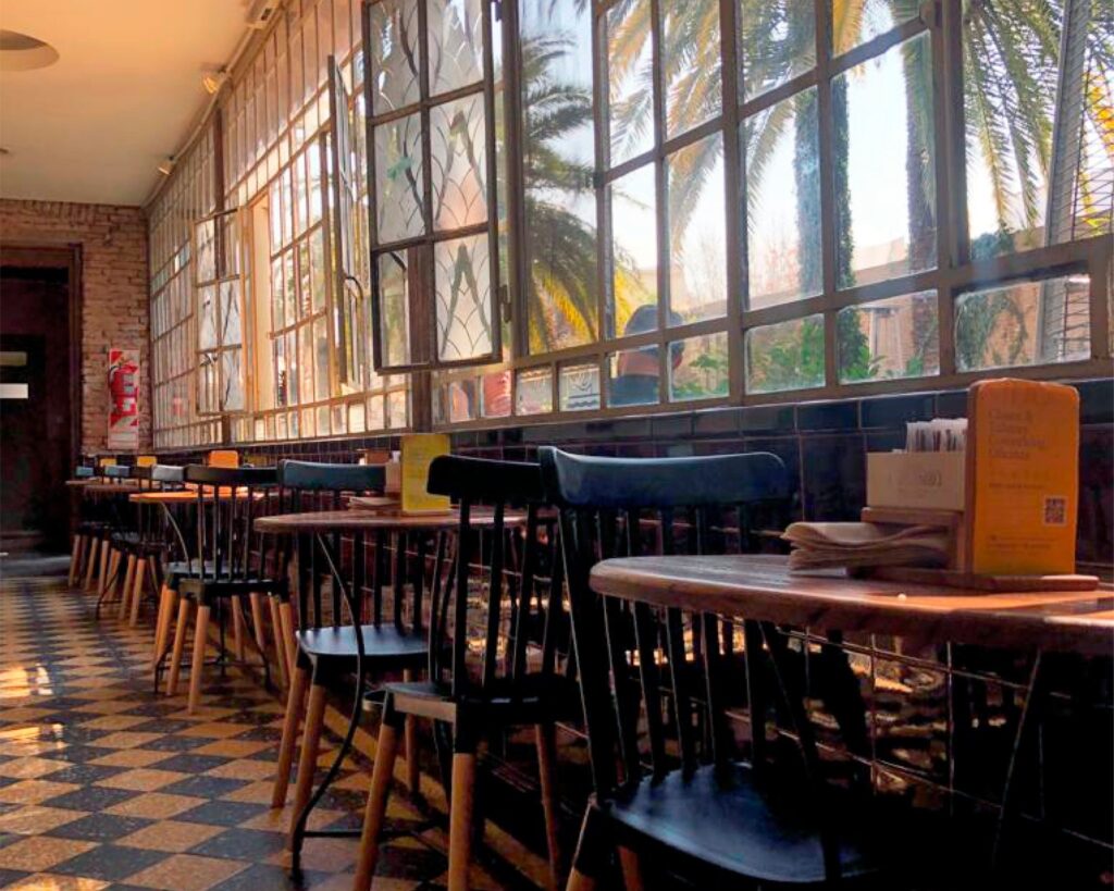 9 años de El Nido, una confitería que fusiona la gastronomía, talleres de arte y la naturaleza en todo su esplendor