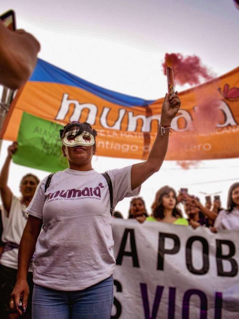 Movilización feminista se llevará a cabo en Lomas de Zamora bajo el lema "Ni un paso atrás. Ni Bullrich, ni Milei"