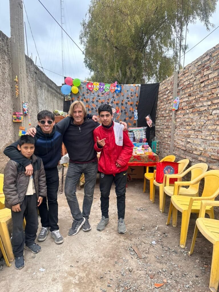 Celebran cumpleaños solidarios: Fundación Global Planet of Children festejó el cumpleaños del mes en Lomas de Zamora