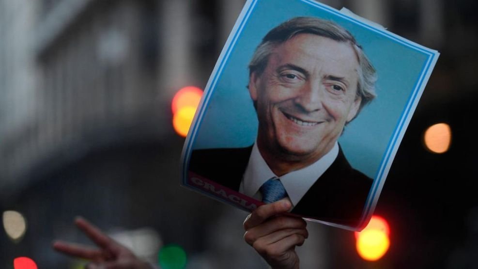 EL PRESIDENTE RINDÍO HOMENAJE A NÉSTOR KIRCHNER COMO EL TRANSFORMADOR ...