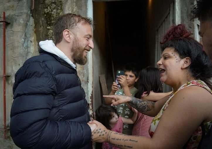 Federico Otermín supervisó las tareas de asistencia a los vecinos afectados por el temporal en Lomas de Zamora