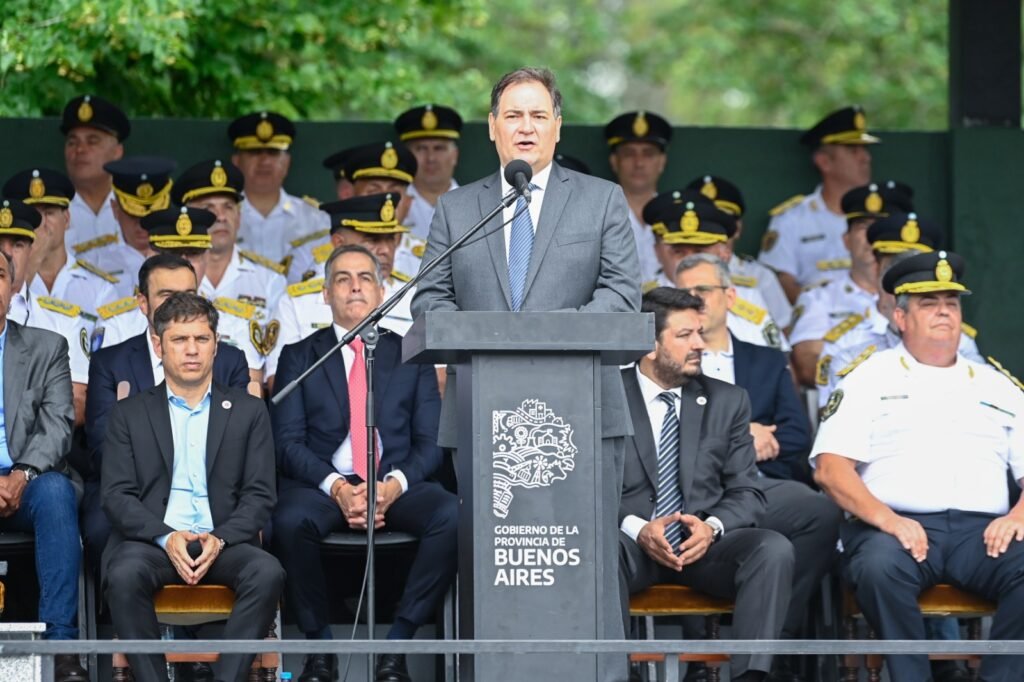 El intendente de Lomas de Zamora, Federico Otermín, se reunió con el ministro de seguridad de la provincia, Javier Alonso