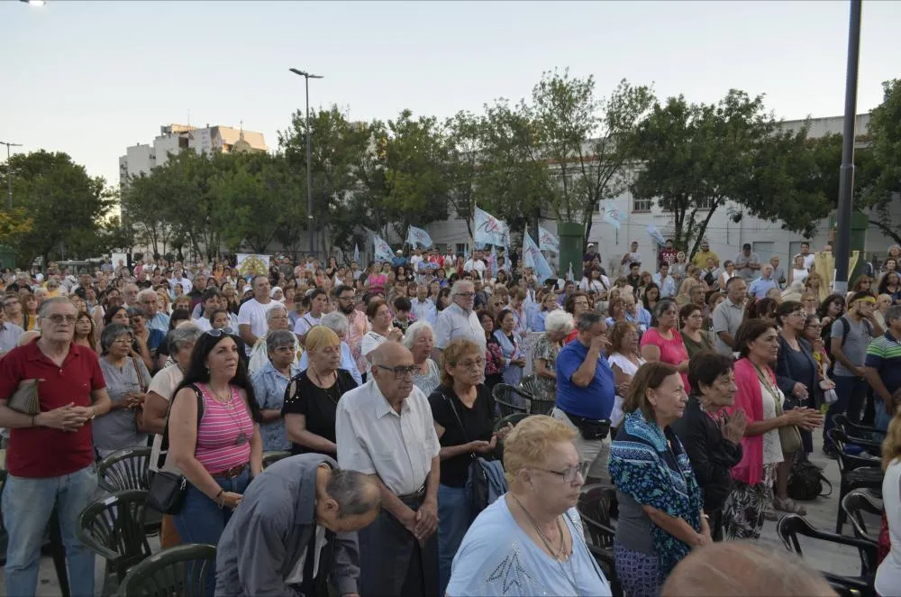  Gran Celebración en Lomas de su fiesta patronal en Honor a Nuestra Señora de la Paz: Un Encuentro de Fe y Solidaridad