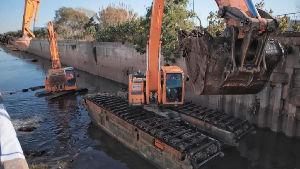 El Gobierno de la Provincia evalúa millonaria obra hidráulica en arroyos del Partido de Lomas de Zamora