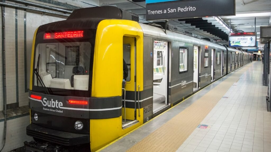 Paro total en el subte por la muerte de un trabajador expuesto al asbesto: Qué líneas afecta la medida 