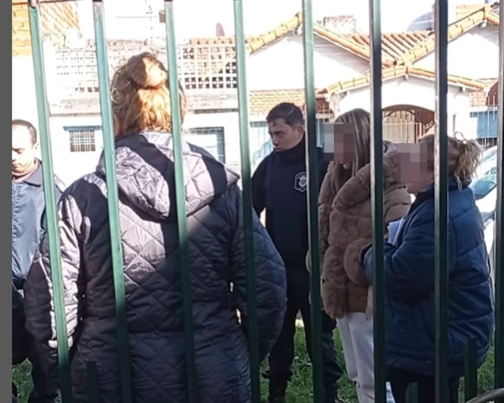 La Lucha de Estela y su familia contra el desalojo ilegal en Lomas de Zamora: sacaron el candado de la puerta