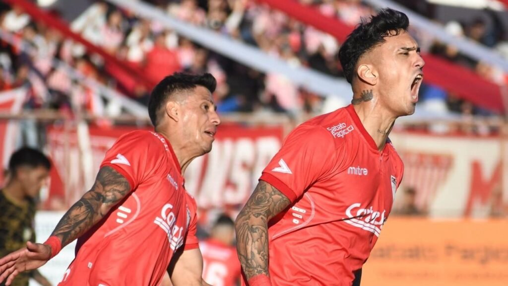 Heroica remontada de Los Andes: Campeón del Torneo Apertura de la Primera B Metropolitana