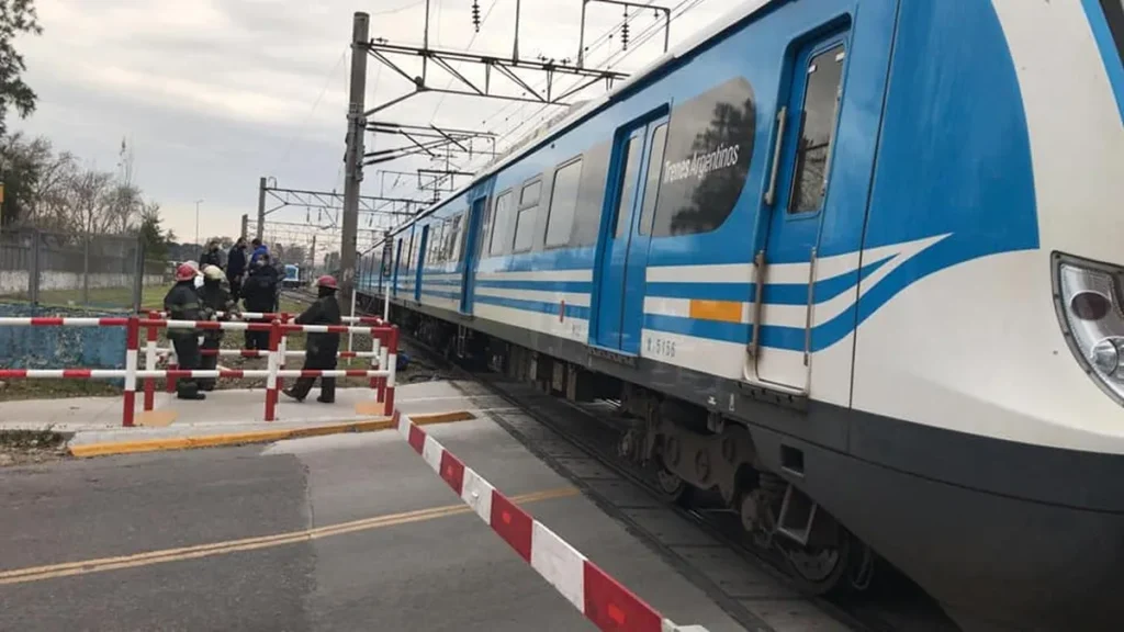 Ferroviarios del Roca exigen justicia ante la muerte de un compañero en Banfield: "Rechazamos toda hipótesis que delegue en él la responsabilidad"