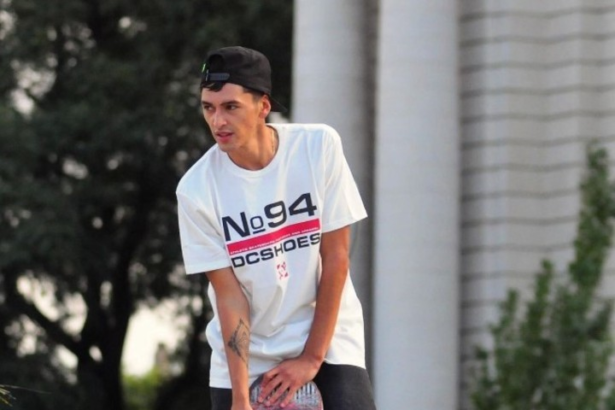 Mauro Iglesias skater