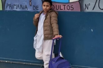 Victoria, la nena quemada por su vecino, vuelve a la escuela mientras continúa su rehabilitación