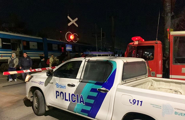 hombre atropellado por el tren en Longchamps