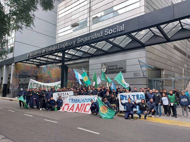 Preocupación por el posible cierre de la planta de Dánica en Llavallol pondría a 150 trabajadores en riesgo