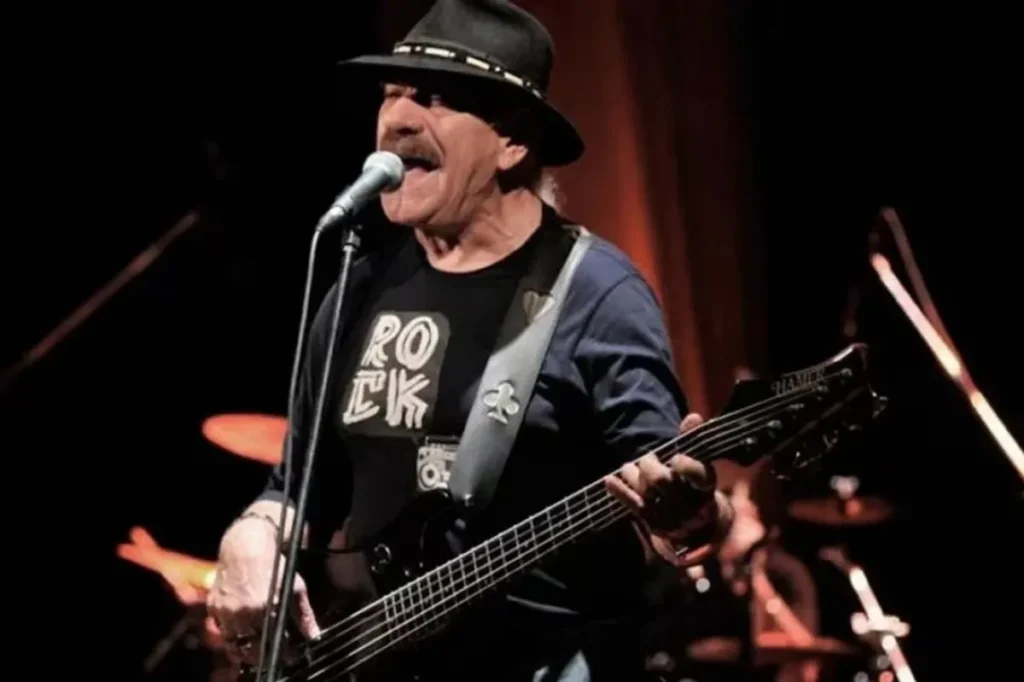 A los 84 años Falleció Willy Quiroga, el legendario bajista y voz de Vox Dei, un icono del Rock Nacional