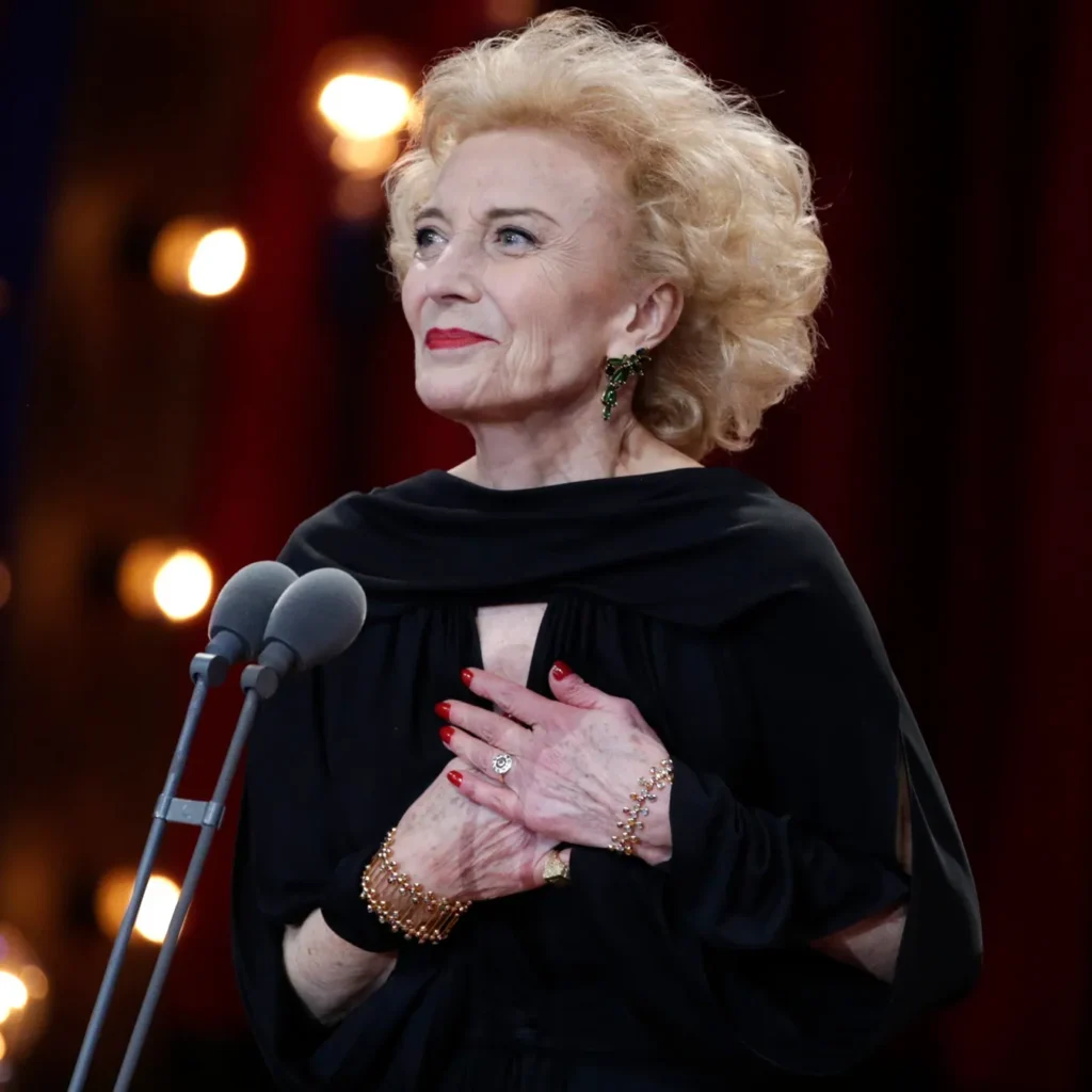 Falleció por un problema coronario la reconocida actriz española Marisa Paredes: lo anunció la Academia de Cine de España