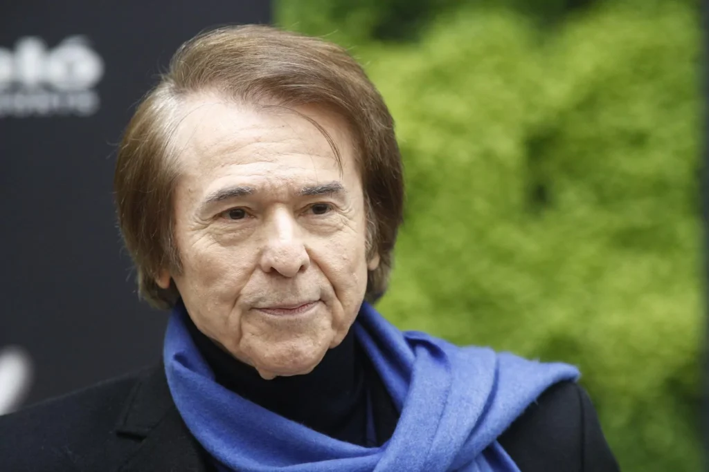 Raphael recibió el alta médica pero deberá posponer su regreso a los escenarios: Todo lo que informaron sobre su salud