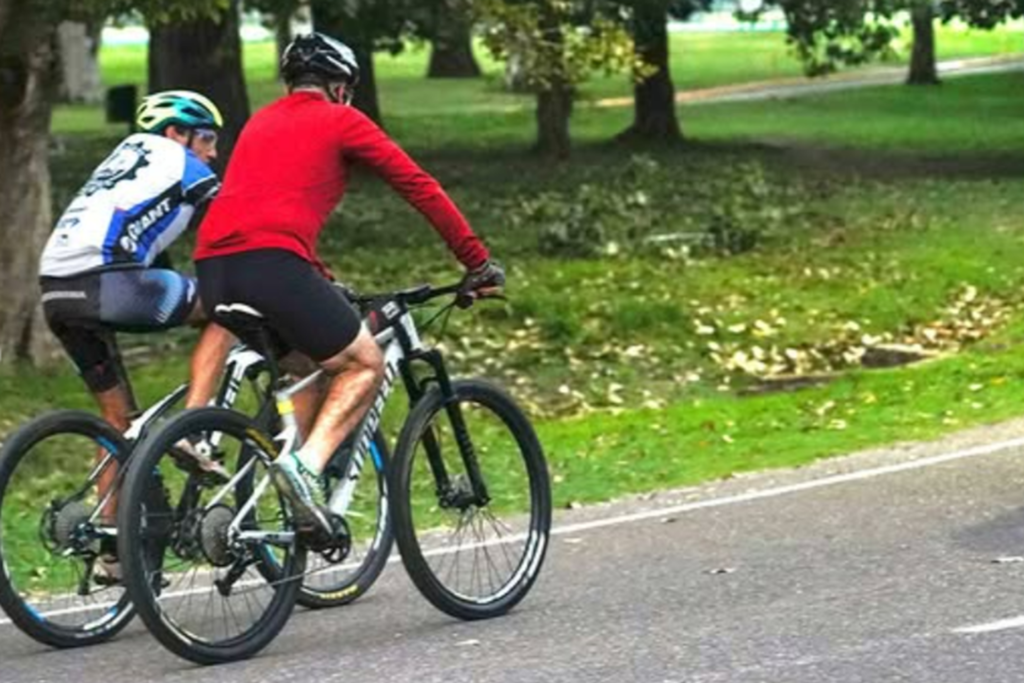 El Día del Ciclista en Argentina: Por qué se celebra este homenaje a una epopeya sobre dos ruedas