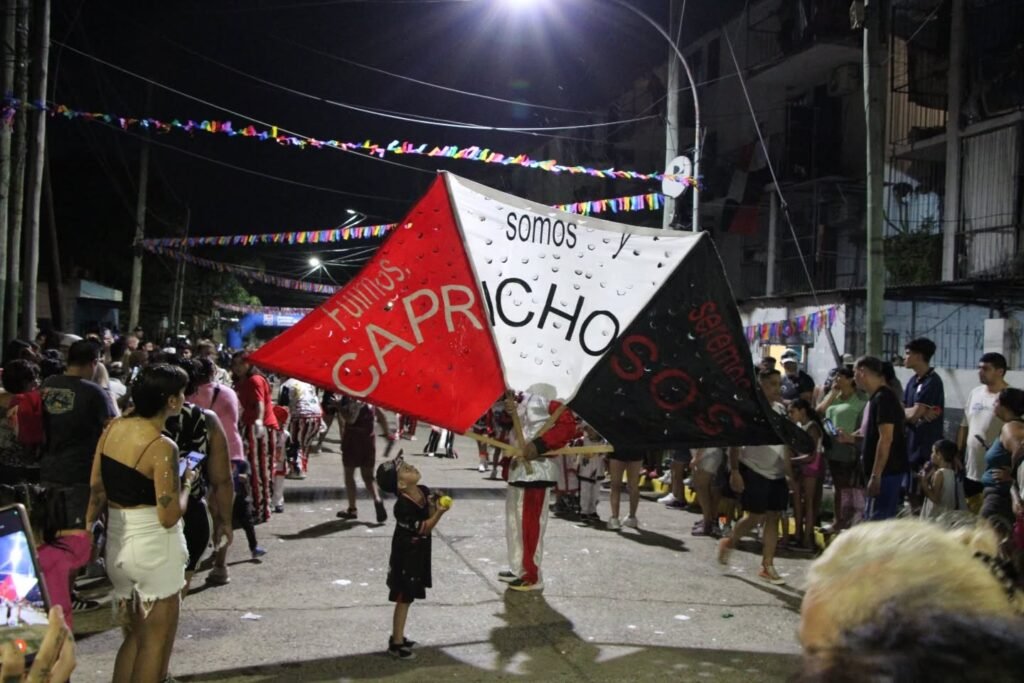 Lomas de Zamora celebra el carnaval 2025 con shows musicales y murgas locales en vivo en distintos barrios