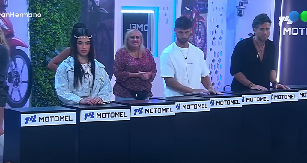 Gabriela superó el desempate, ganó la moto y el liderazgo semanal: como primer benefició fulminó a otro participante
