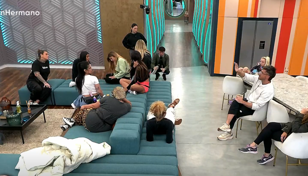 Tensión en Gran Hermano por la compra semanal: acusaciones, gritos y la intención de "jubilar" a Sandra de la cocina