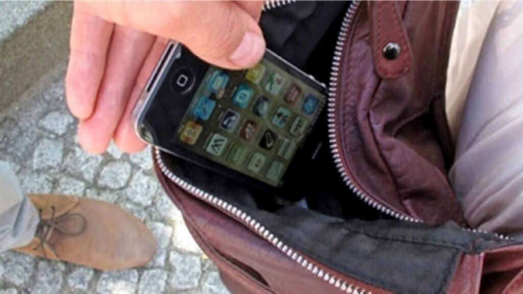 Preocupación en el AMBA: se denunciaron alrededor de 11.000 robos violentos de celulares por día