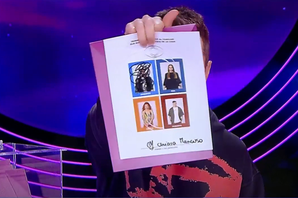 Otro familiar eliminado de la casa de Gran Hermano en una votación como en el "cuarto oscuro" pero sin secretos