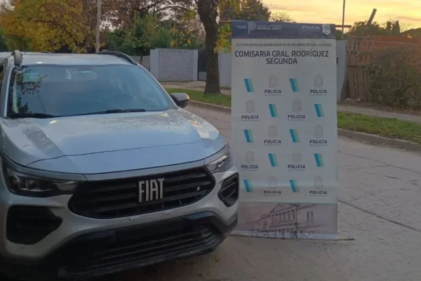 POLICÍA LOMENSE