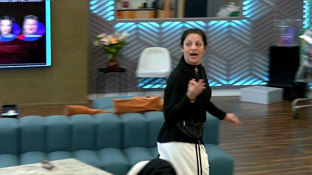 Tensión en Gran Hermano: nuevo cruce entre Eugenia Ruíz y Chiara Mancuso por un protector solar de un auspiciante del programa