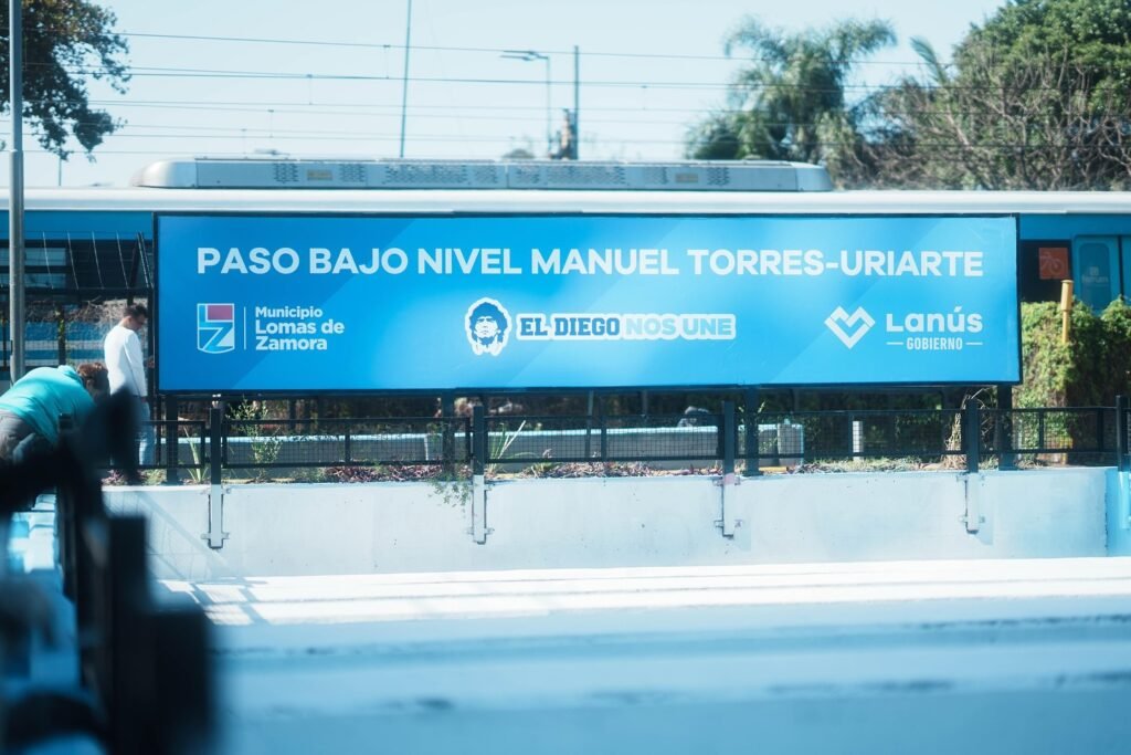 Proyecto "El Diego nos une": homenaje a Diego Maradona y revalorización de la zona en el límite entre Lomas de Zamora y Lanús