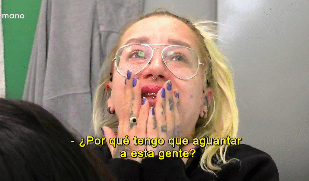 Tensión en la casa de Gran Hermano por una discusión en la cocina entre Selva y Katia, en crisis por problemas de salud