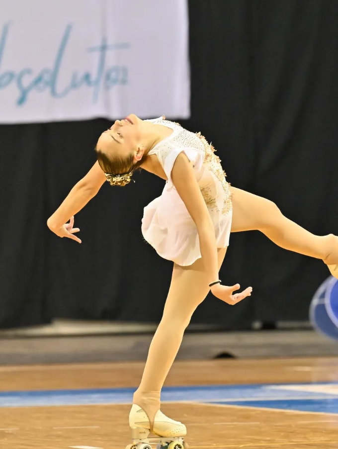 Joven patinadora clasificada a los Juegos Sudamericanos pide apoyo para representar al país en Brasil