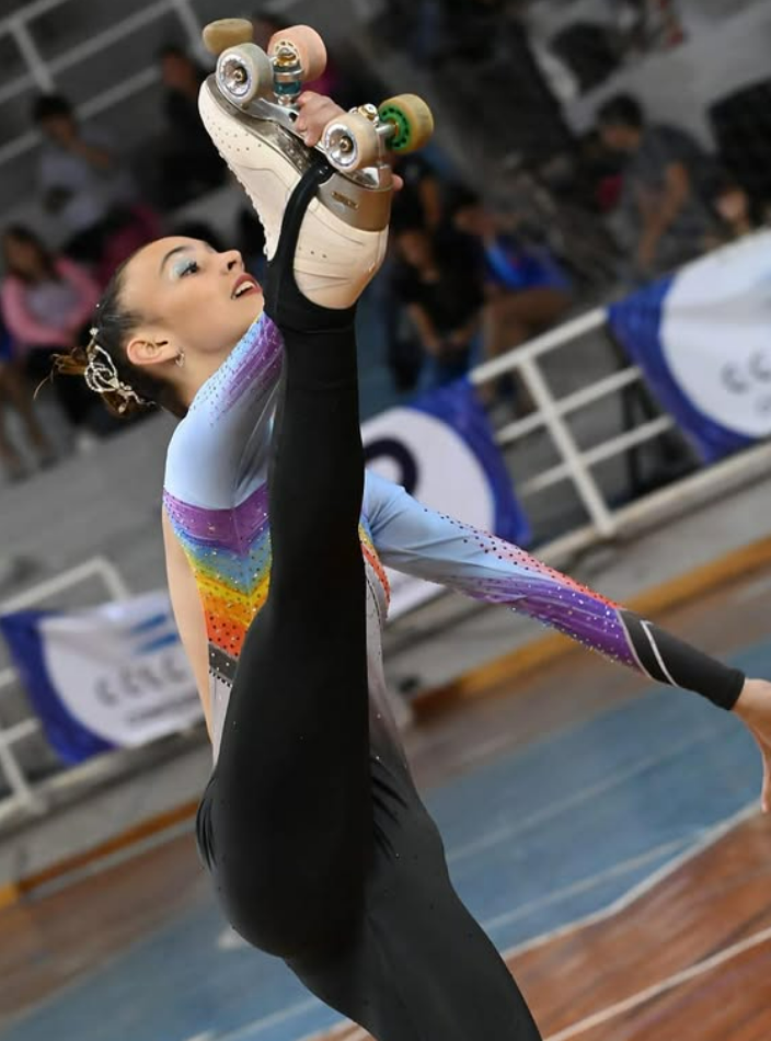 Joven patinadora clasificada a los Juegos Sudamericanos busca apoyo para representar al país en Brasil