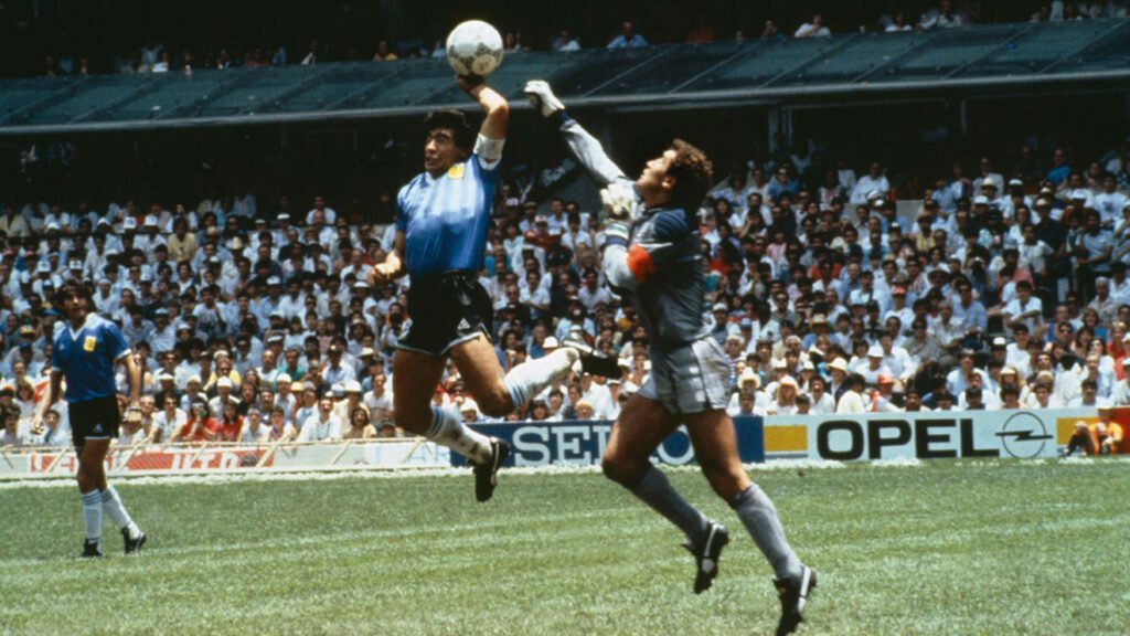 Hoy se celebra el Día del Futbolista Argentino, en homenaje a “el mejor gol de todos los tiempos” que marcó la historia