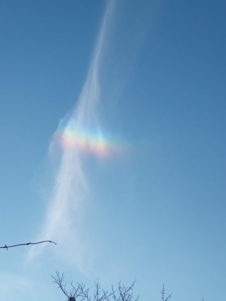 Luces misteriosas en el cielo sorprendieron a los vecinos en el Día del Amigo: “hermosas señales del cielo”