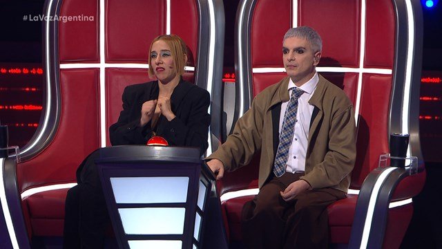 Cruce entre Lali y Miranda! en La Voz Argentina por una participante fan del baile: "Perdón, pero tengo que decirlo"