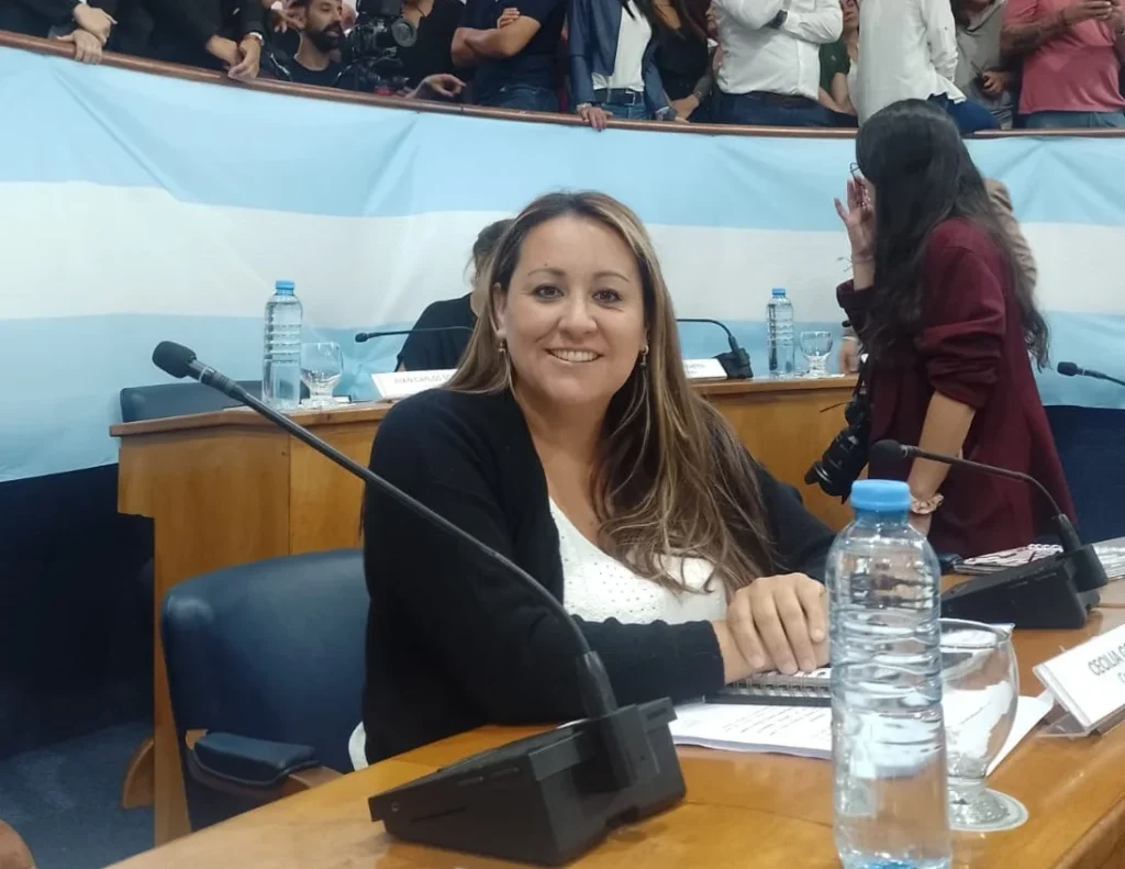 Una concejala libertaria criticó el desempeño del Concejo Deliberante: “Menos beneplácitos y más soluciones”