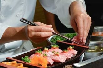 Un truco oriental para comer saludable y vivir bien la tercera edad