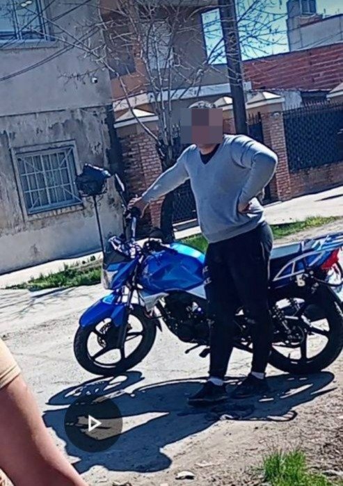 Un hombre fue agredido tras ser acusado de abuso, se comprobó su inocencia y ahora pide protección judicial por amenazas