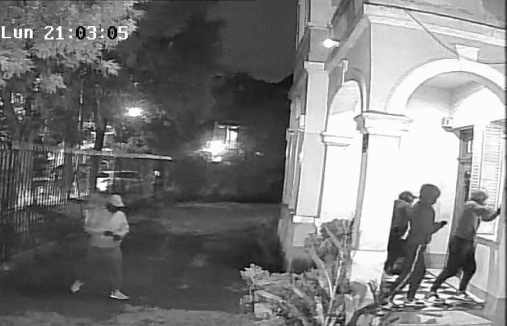 Detuvieron en Nordelta a un joven acusado de cometer entraderas en el sur del Conurbano: secuestraron drogas como éxtasis, tusi y marihuana