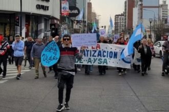 el agua no se vende