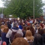 200 docentes